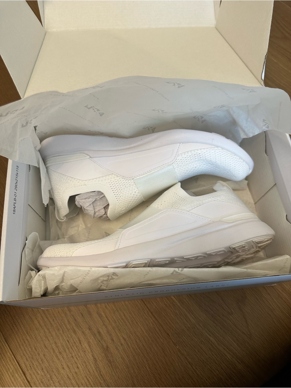 APL TechLoom Bliss White Slip-On Sneakers | Size 8.5 | Like New